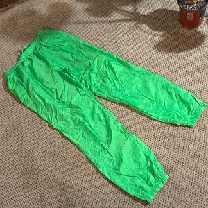 Vintage Reebok Men’s XL 100% nylon electric green windbeaker pants